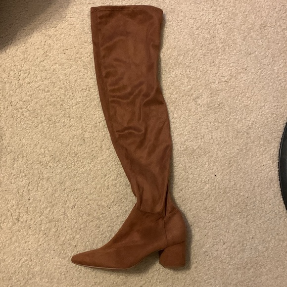 Brown women over knee boots - Picture 2 of 4
